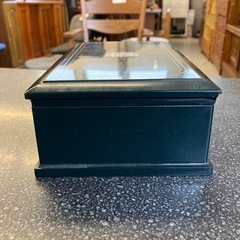 イ2511-390 オルゴール付き ジュエリー ボックス アクセサリー ケース 深緑 キズ汚れ有りの画像