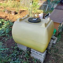 500L貯水タンクの画像