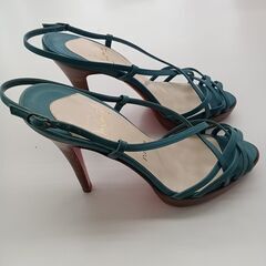 ★リユースのサカイ水戸店★ ChristiaLouboutin クリスチャンルブタン  ハイヒール　サンダル グリーン系 24.5㎝ MT6372の画像