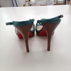 ★リユースのサカイ水戸店★ ChristiaLouboutin クリスチャンルブタン  ハイヒール　サンダル グリーン系 24.5㎝ MT6372の画像