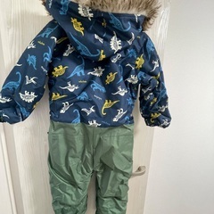 mou jon jon スノーウエア120の画像