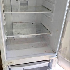 (運搬費込)(即日、深夜ok)シャープ　137L 2013年製の画像