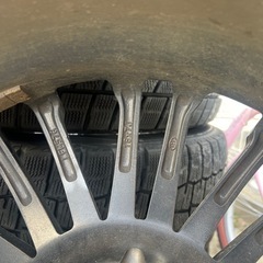 スタッドレス　235 50 18の画像