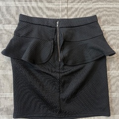 GU ミニスカートの画像