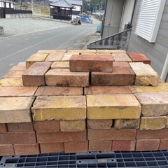 ④レンガ　煉瓦　ブロック　インターロッキングの画像