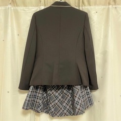【美品】卒業式 スーツ 制服 165A 女の子 CUTIE RIBBON ブラウンの画像