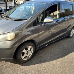 ホンダ　フリード　車検令和8年6月末まで！　7人乗り　平成23年登録の画像