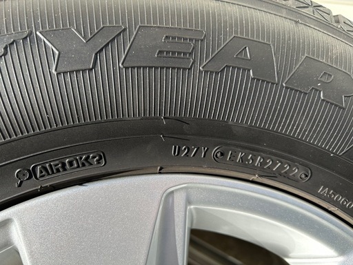 値下げ！価格相談可！トヨタプラド150後期純正ホイール   22年製スタッドレス