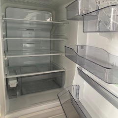 冷蔵庫5ドア　2021年製の画像