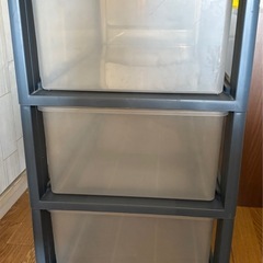 収納ケース　キャスター付
の画像