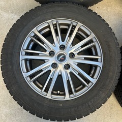スタッドレスタイヤ　R16の画像
