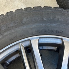 スタッドレスタイヤ　R16の画像