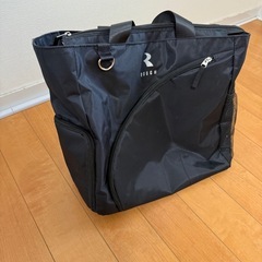 テニスラケット　バック付き(商談成立
) の画像