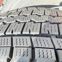 ハイエース スタッドレスタイヤアルミホイール4本セット
の画像