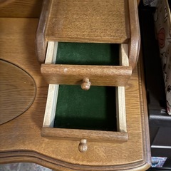 大塚家具で購入したドレッサーの画像