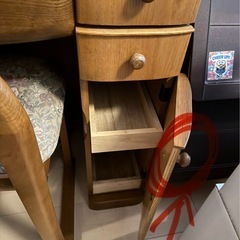 大塚家具で購入したドレッサーの画像