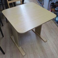 2人掛けダイニングセット テーブル幅70㎝ 回転チェア×2 ナチュラルブラウン ベージュ 食卓セット　西岡店の画像