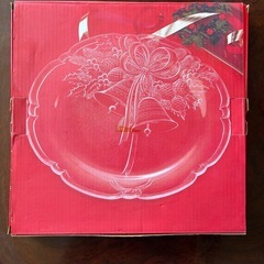 クリスマス柄の皿の画像