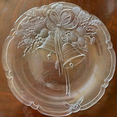 クリスマス柄の皿の画像