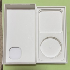 iPhone13 空箱の画像