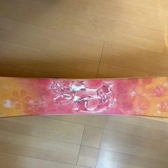 【美品:取りに来てくれる方限定】スノーボード＆ビンディングセット G-girls essence 板140cmの画像