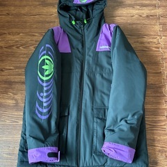 【新品】adidasダウンパーカーの画像