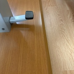 昇降テーブルの画像