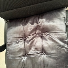 🉐ﾊﾟｿｺﾝ💻ﾃﾞｽｸﾃｰﾌﾞﾙ（ﾌﾞﾗｯｸ）3000円になりますの画像