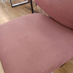 ★リユースのサカイつくば店★TK7425 オカムラ オフィスチェア レッド H95×D67×W67 クリーニング済みの画像