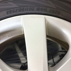 スタッドレスタイヤ 4本セット 【トヨタ純正アルミ付】 195/50R16 84Q ヨコハマ アイスガード iG70 ナット付の画像