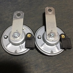 ハイエース‼️200系（ワイド）‼️新車外し‼️センターコンソール、純正ホーン、純正灰皿、‼️バラ売り可‼️の画像