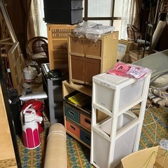 全部無料！ゴザ、椅子、机、敷物、プラスチックボックスなどの画像