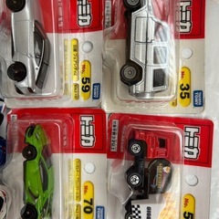 新品トミカの画像