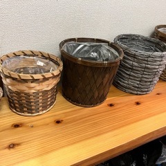 植木鉢🪴の鉢カバー　籠の画像