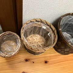 植木鉢🪴の鉢カバー　籠の画像