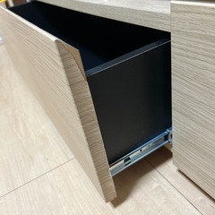 テレビボードの画像