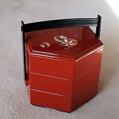 【無料・中古】グラス(コップ)と什器を差し上げますの画像