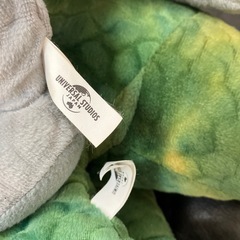 ユニバ ジェラシックワールド 大きいぬいぐるみ 2体 USJの画像