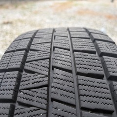 スタッドレスタイヤ4本セット185/55/16の画像