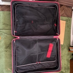 スーツケース、キャリーバックの画像