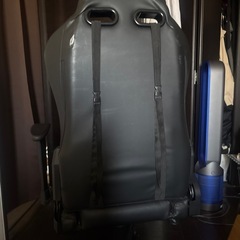 ゲーミングチェアの画像