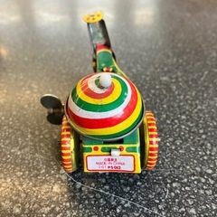 K2511-392　ゼンマイで動く 壊れた ブリキの三輪車 ② オモチャ 稼働します レトロ インテリア キズ汚れ有りの画像
