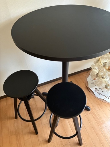 ハイテーブル&チェアセット