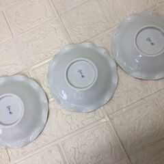 深川製磁 白百合 トリプレット 3枚組の画像