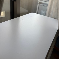 IKEA 昇降デスク ボッルシダン の画像