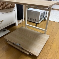 タダであげます！冷蔵庫上における棚の画像