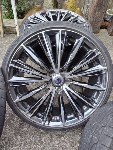 RAYS STRATAGIA VOUGE 20インチ8.5J (山鳥) 四十万のタイヤ、ホイール