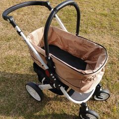 ペットカート　美品「ピッコロカーネ タント２」耐荷重40キロの画像