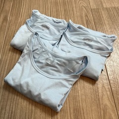 UNIQLO HEATTECHキッズインナー長袖120ほぼ新品ライトブルー3枚の画像