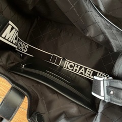 【MICHEAL KORS】カバンの画像